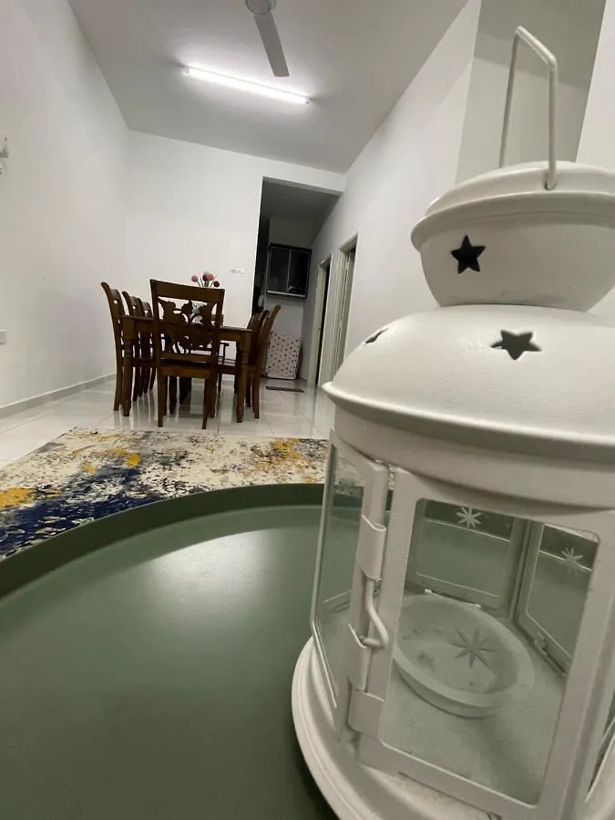 Hanz Homestay Melaka - For Malay Only 0*, Малакка Малайзия